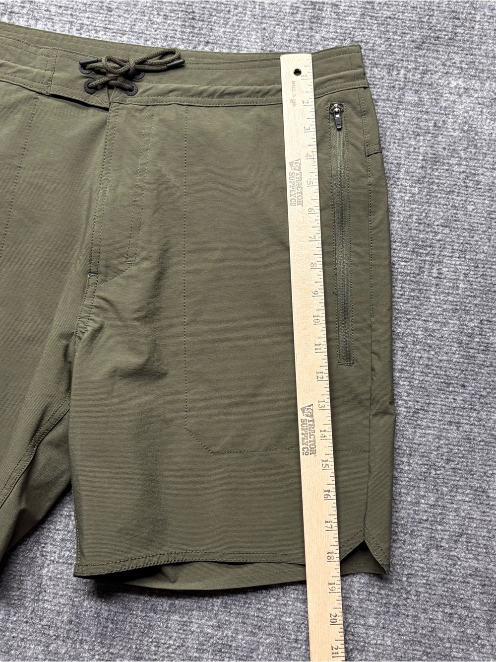 Roark Shorts Mens 34 Green Layover Trail 3.0 Hiking Traveling Hiker Outdoors - Picture 8 of 10